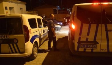 İzmir’de evlat vahşeti! Kanser babasını 20 yerinden bıçakladı